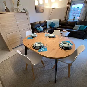 Appartement Met Priveparking, Oostende