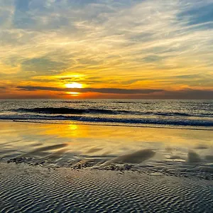 https://parel-aan-de-kust.ostend-hotel.net