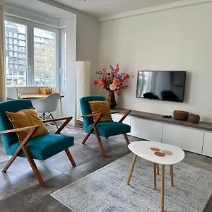 https://renewed-luxurious-apartment-at-casino-oostende.bruges-hotels.info